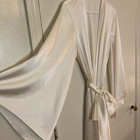 Ivory Satin Bridal Getting-Ready Robe - Picture 3 of 6